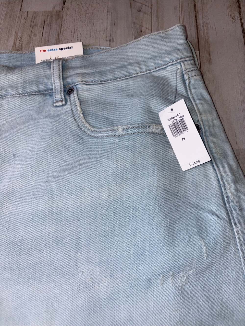 Old Navy Higher High Rise Light Blue Denim Cutoff Shorts-Plus Size 26 NWT! - Picture 2 of 15